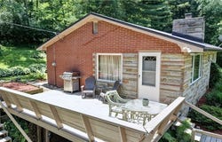 5882 Crooked Run Road SW, New Philadelphia, OH 44663