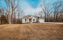 26 Smart Lane, Bella Vista, AR 72715