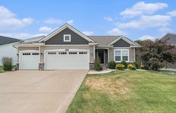 7997 Carlisle Crossing Boulevard SW, Byron Center, MI 49315