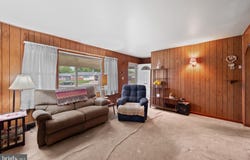 15 SHIRLEY DRIVE, MIDDLETOWN, PA 17057
