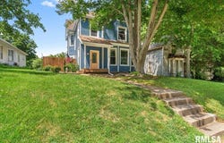 217 E MAIN Street, Rochester, IL 62563