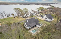 653 Enchanted Isles Drive, Mabank, TX 75156