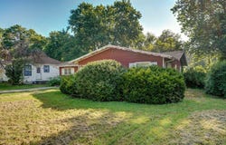 1428 S Pickwick Avenue, Springfield, MO 65804