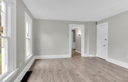 16 Brown Lane, Bedford, OH 44146