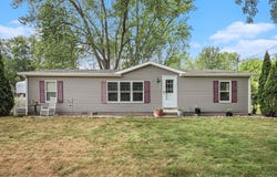 5936 Johnson Road, Coloma, MI 49038