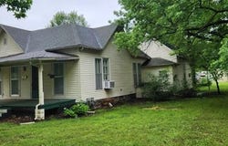 423 S Minnesota Avenue, Columbus, KS 66725