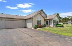 4204 Tannybrooke Lane NW unit: B, Canton, OH 44718