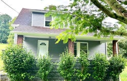 718 Breakneck Rd, Bullskin Twp, PA 15425