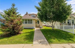 1634 Upton Avenue N, Minneapolis, MN 55411