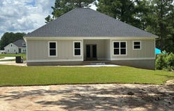 551 Woodridge Lane, Cairo, GA 39827