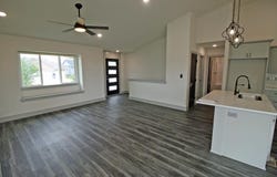 8641 E Cherrywood Ct, Bel Aire, KS 67226
