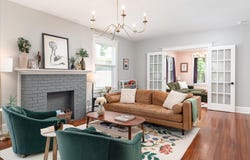225 8th St, La Crosse, WI 54601