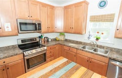9 Jake Henry Drive, Marlboro, NY 12542