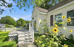 47 McIntosh Avenue, South Burlington, VT 05403