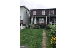 56 E MAIN ST, MOUNTVILLE, PA 17554