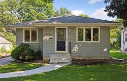 4330 43rd Avenue N, Robbinsdale, MN 55422