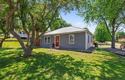 263 E 6th, Shelby, MI 49455