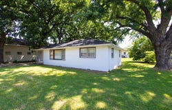 134 S Wayne, Haysville, KS 67060