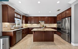 5271 Salerno Dr, Dublin, CA 94568