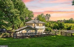 37151 BRANCHRIVER, HILLSBORO, VA 20132