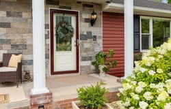 2073 HOWARDSVILLE TPKE, LYNDHURST, VA 22952