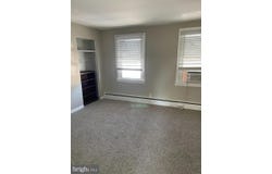 610 BORDENTOWN ROAD, BURLINGTON, NJ 08016