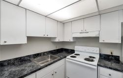 201 KINGS Boulevard, SUN CITY CENTER, FL 33573