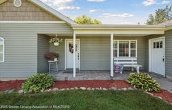 1800 S Aiken Road, Owosso, MI 48867