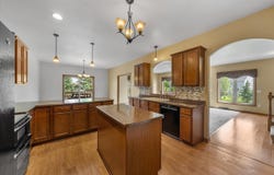 405 Century Oak Dr, Waukesha, WI 53188