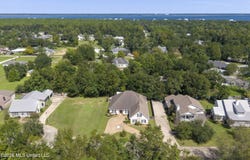 208 Old Bay Lane, Bay Saint Louis, MS 39520
