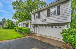 6880 ROOT, NORTH RIDGEVILLE, OH 44039