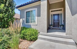 3912 SW Odell Drive, Lee's Summit, MO 64082