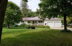 26233 555th Avenue, Lansing Twp, MN 55912