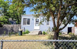 1616 ROLLINS AVE, Cheyenne, WY 82001