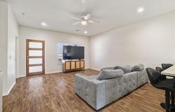 1325 Houston, Durant, OK 74701