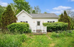 702 W Arlington Street, Bangor, MI 49013