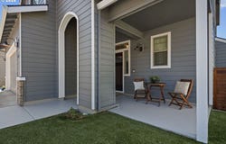 6635 LARISSA Ln, Gladstone, OR 97027