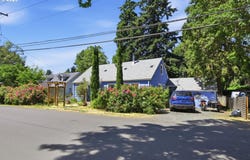 123 ELKAY Dr, Eugene, OR 97404