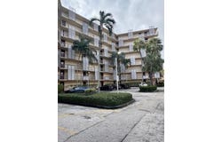 3301 N Country Club Drive, Aventura, FL 33180