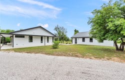 4455 N FM 1174, Bertram, TX 78605