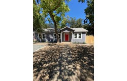 2808 Nichols, Kerrville, TX 78028