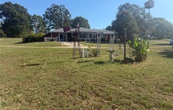 6172 State Road T, Stoutland, MO 65567
