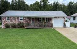 215 Ivywood Street, Eleanor, WV 25070