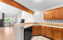 856 Hemingway Lane, Weldon Spring, MO 63304