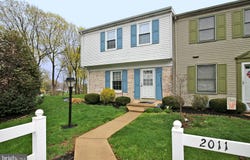 2011 CARLTON DRIVE, LEBANON, PA 17042