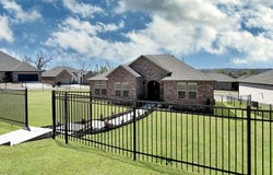 Coming Soon, Fayetteville, AR 72701