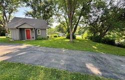 110 W 7th Street, Knob Noster, MO 65336