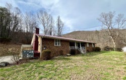 9189 Daniel Boone Parkway, Foster, WV 25081