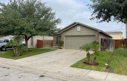2038 Port Miami St, Laredo, TX 78045
