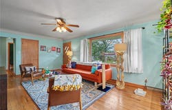 1317 Memorial Dr, Cedar Rapids, IA 52403